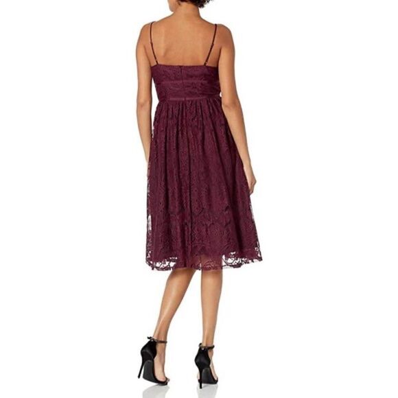 NWT BB DAKOTA X STEVE MADDEN Women's Galena Lace Fit N Flare Dress Womens Sz 2 - Picture 2 of 8